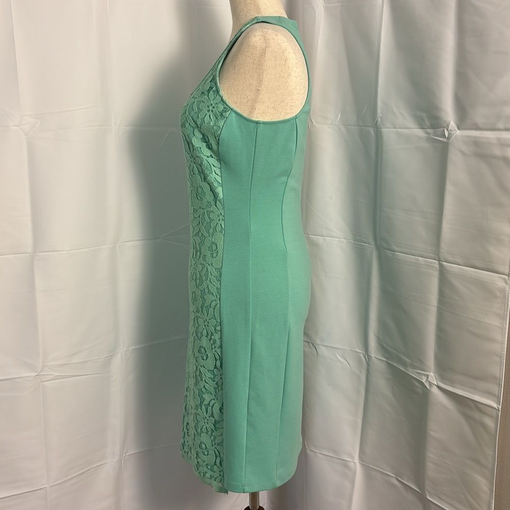 The Letter Lace Shift Dress in Mint Green Size S - Picture 3 of 7